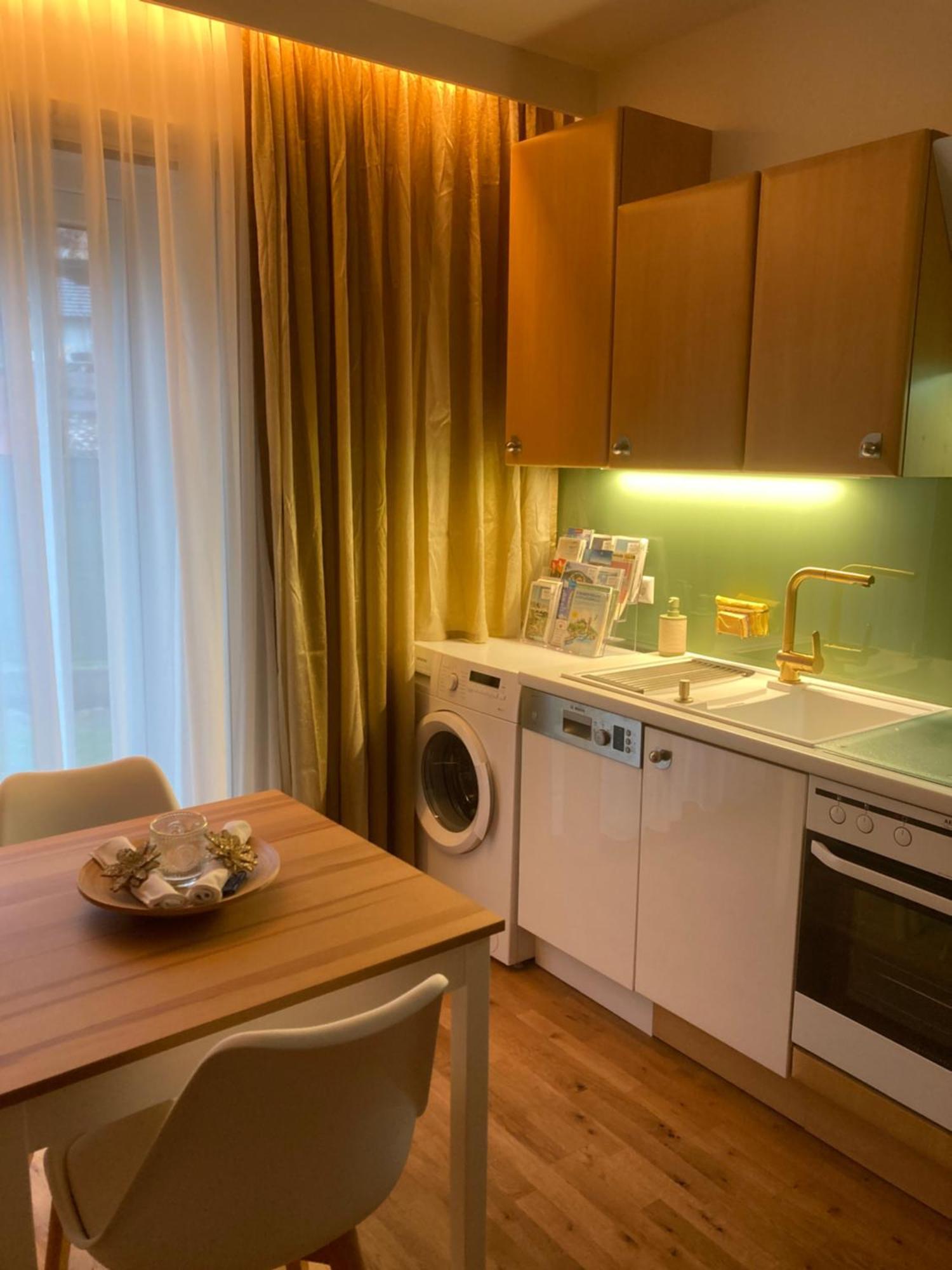 Golden Rooms เฟิลเคอร์มาร์คท์ ภายนอก รูปภาพ